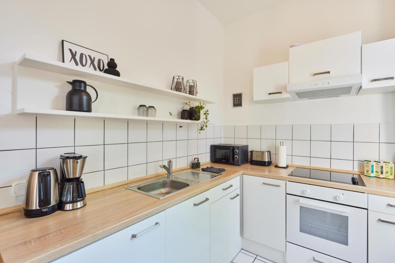 Studio3 Zentral Und Ruhig Mit Parkplatz, 5 Min Z Bali-T Und Gop, Boxspringbett Бад-Ейнгаузен Екстер'єр фото
